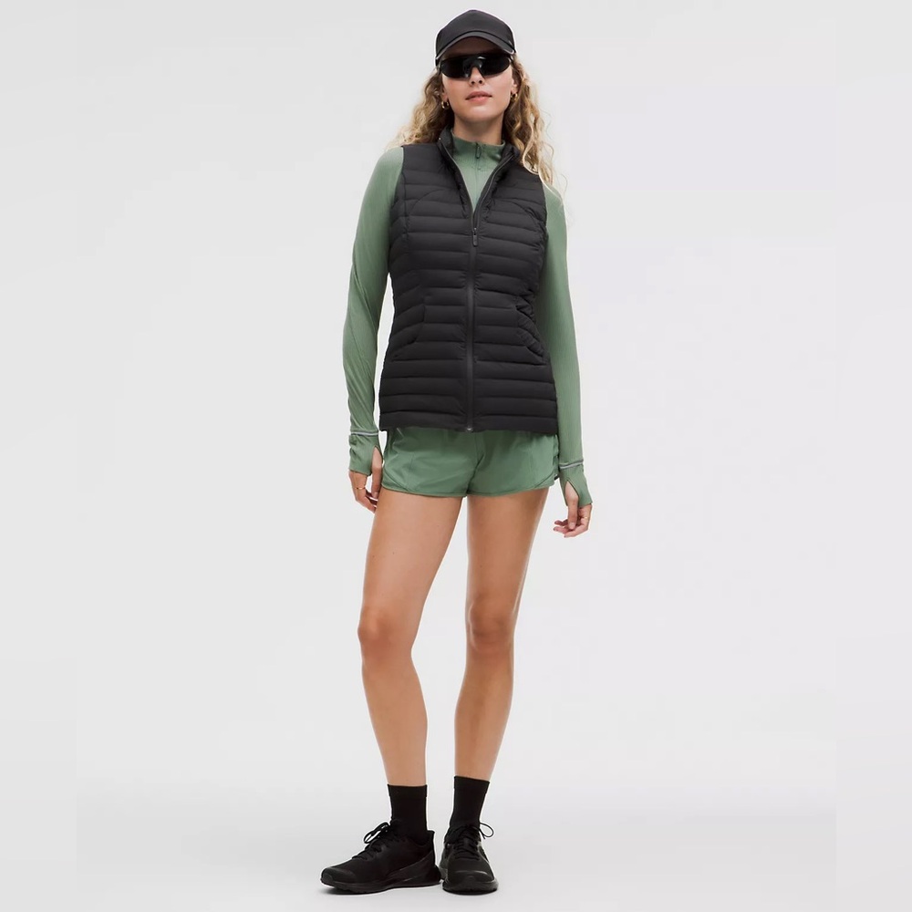 NWT lululemon pack it down black vest, water-resistant, windproof, slim fit - Picture 2 of 12